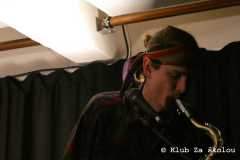 Den-poezie-Predstavy-postavy-11